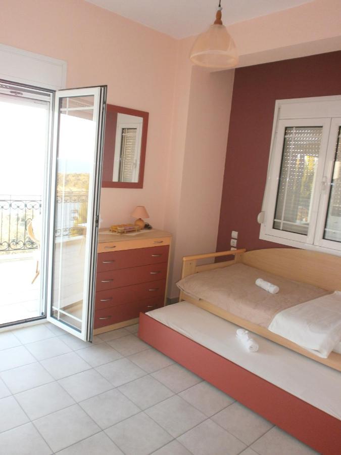 Beach Front House With View Marathos  외부 사진