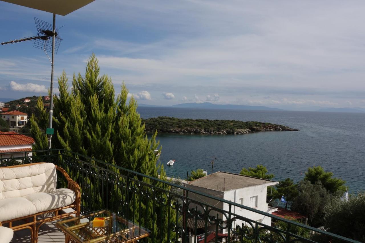 Beach Front House With View Marathos  외부 사진
